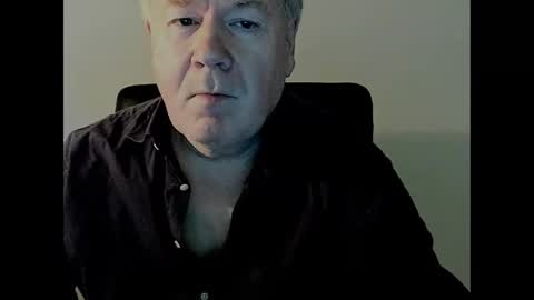 Snapshot of holgerhb53 chatting on 02-19-25, 03:16 Holger online show from 02-19-25, 03:16