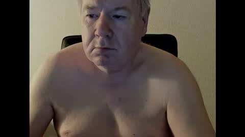 Holger online show from 10-24-25, 03:03