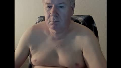 Holger online show from 10-24-25, 03:08