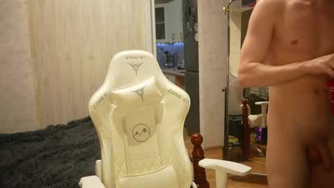 Snapshot of holiday_boys chatting on 09-14-25, 05:45 Extaz Athrey Howard online show from 09-14-25, 05:45