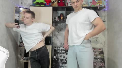 Snapshot of holiday_boys chatting on 02-26-26, 04:28 Extaz Athrey Howard online show from 02-26-26, 04:28