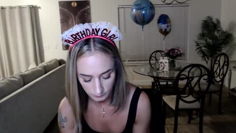 Holi Hurricane online show from 01-20-25, 03:48