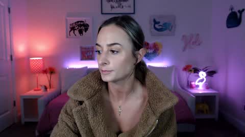 Holi Hurricane online show from 03-11-25, 02:43