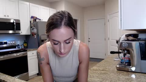 Holi Hurricane online show from 10-03-25, 03:03