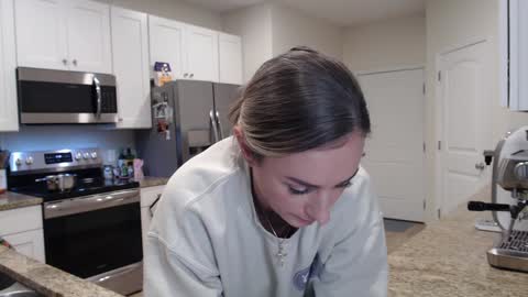 Holi Hurricane online show from 11-07-25, 04:12