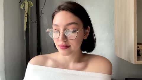 Sofia online show from 04-09-26, 07:36