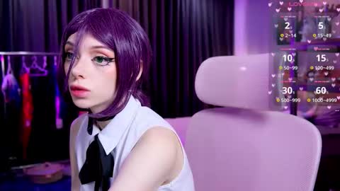 Snapshot of holliwould_ chatting on 02-10-26, 11:36 Holli online show from 02-10-26, 11:36