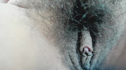 Snapshot of holly0550 chatting on 01-18-25, 06:32 holly... online show from 01-18-25, 06:32