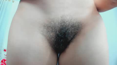 Snapshot of holly0550 chatting on 02-14-25, 05:46 holly... online show from 02-14-25, 05:46