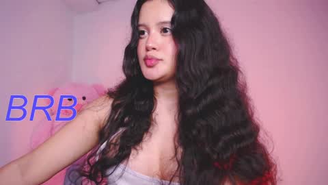 Snapshot of holly_16 chatting on 02-03-25, 10:43 holly_16 online show from 02-03-25, 10:43