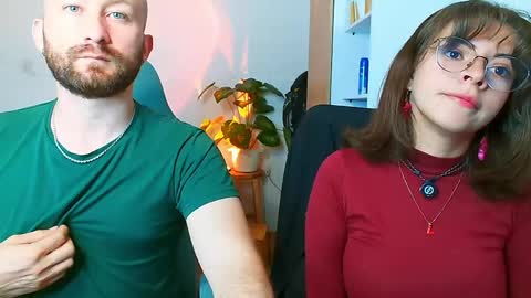 Snapshot of holly_and_honey_69 chatting on 05-08-26, 10:26 Holly and Honey online show from 05-08-26, 10:26