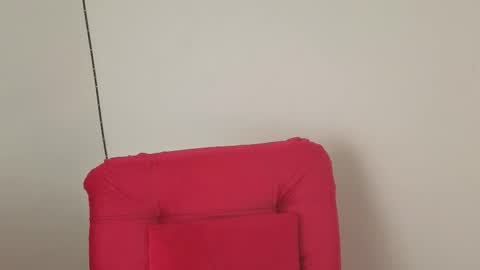 Snapshot of hollycute54 chatting on 11-13-25, 05:34 Holly online show from 11-13-25, 05:34