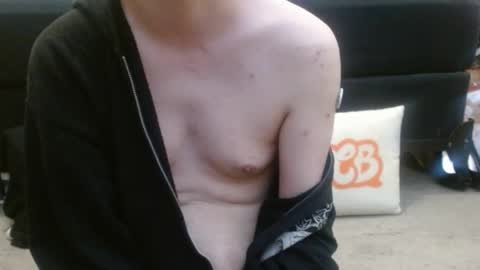 Holly Hawkes online show from 04-24-26, 12:57