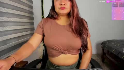 Snapshot of hollymollyxoxo chatting on 05-08-26, 02:44 Molly online show from 05-08-26, 02:44
