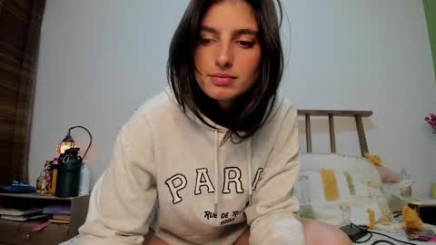 hollyshit_ online show from 01-21-25, 12:46