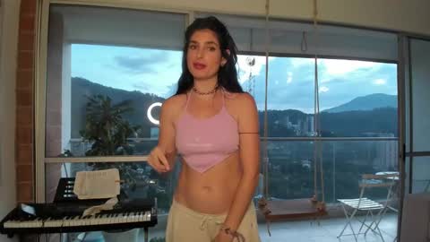 hollyshit_ online show from 01-26-25, 11:18