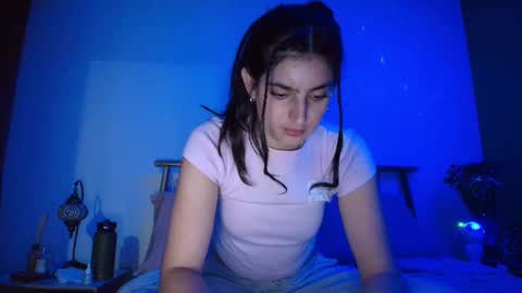 hollyshit_ online show from 09-19-25, 12:45