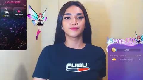 Snapshot of hollywoodbitch chatting on 02-21-26, 02:34 Isabella Marie online show from 02-21-26, 02:34