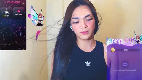 Snapshot of hollywoodbitch chatting on 03-02-26, 07:09 Isabella Marie online show from 03-02-26, 07:09