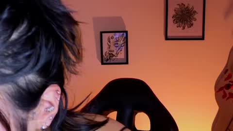 holly online show from 06-03-26, 06:49