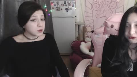 Snapshot of holy420loly chatting on 01-14-25, 08:26 Ho Lee Sheet online show from 01-14-25, 08:26