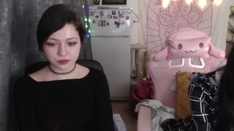 Snapshot of holy420loly chatting on 01-19-25, 09:13 Ho Lee Sheet online show from 01-19-25, 09:13