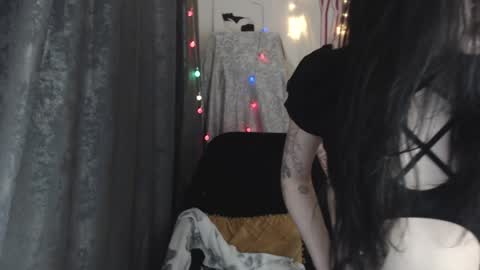 Snapshot of holy420loly chatting on 01-28-25, 01:27 Ho Lee Sheet online show from 01-28-25, 01:27