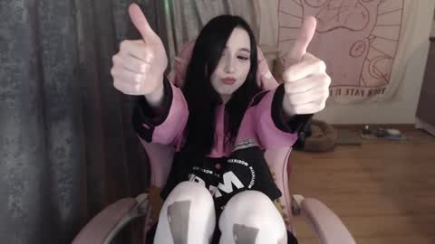 Snapshot of holy420loly chatting on 02-06-25, 05:40 Ho Lee Sheet online show from 02-06-25, 05:40