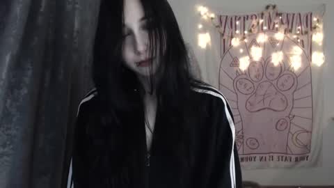 Snapshot of holy420loly chatting on 02-14-25, 08:26 Ho Lee Sheet online show from 02-14-25, 08:26