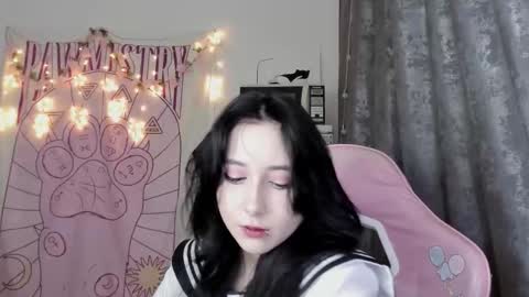 Snapshot of holy420loly chatting on 11-07-25, 06:08 Ho Lee Sheet online show from 11-07-25, 06:08