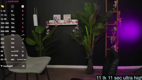 Snapshot of holy_alexa chatting on 01-17-25, 09:49 Alexa online show from 01-17-25, 09:49