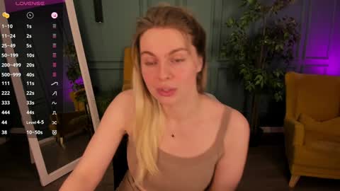 Snapshot of holy_alexa chatting on 02-07-25, 06:45 Alexa online show from 02-07-25, 06:45