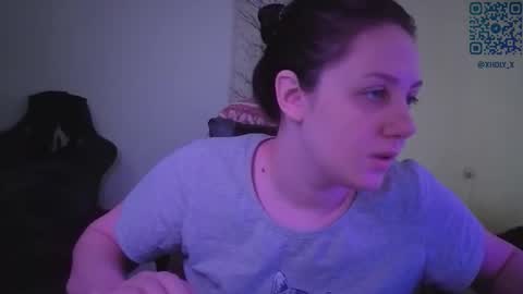 Kviki online show from 03-25-26, 04:07