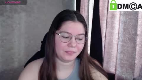 Snapshot of holy_michela chatting on 02-20-26, 05:48 Welcome guys Pleasure to see you all here My name is MichaelaTip menu is active Private is open online show from 02-20-26, 05:48
