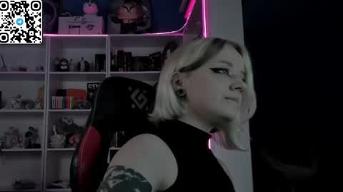 holy_mistresss online show from 06-03-26, 09:56