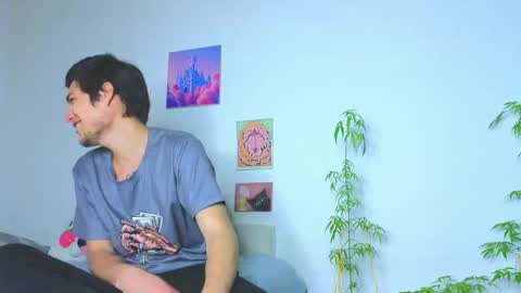      online show from 03-09-26, 03:32