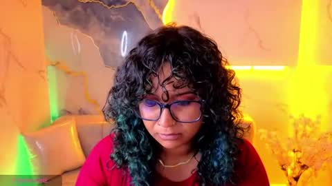 Snapshot of holycow_girl_tp chatting on 08-05-26, 01:25 holycow_girl_tp online show from 08-05-26, 01:25