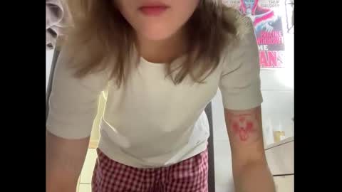 dori not holy get my tg channel with link from description under last photo online show from 11-10-25, 10:14