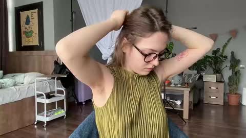 Snapshot of holydori chatting on 04-24-26, 11:45 dori not holy get my tg channel with link from description under last photo online show from 04-24-26, 11:45