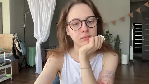 Snapshot of holydori chatting on 05-20-26, 12:00 dori not holy get my tg channel with link from description under last photo online show from 05-20-26, 12:00