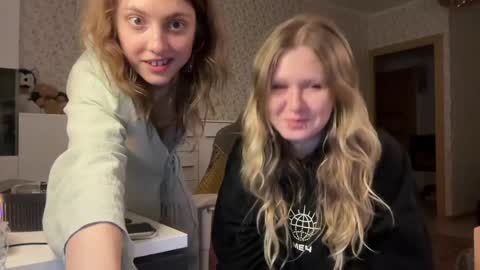 Snapshot of holydori chatting on 05-25-26, 11:33 dori not holy get my tg channel with link from description under last photo online show from 05-25-26, 11:33