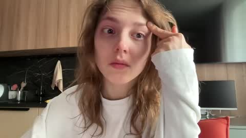 Snapshot of holydori chatting on 06-02-26, 04:47 dori not holy get my tg channel with link from description under last photo online show from 06-02-26, 04:47