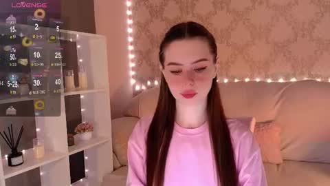Snapshot of holymiax chatting on 06-23-26, 03:48 Mia online show from 06-23-26, 03:48