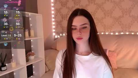 Snapshot of holymiax chatting on 06-25-26, 05:12 Mia online show from 06-25-26, 05:12