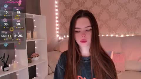 Snapshot of holymiax chatting on 07-10-26, 03:55 Mia online show from 07-10-26, 03:55