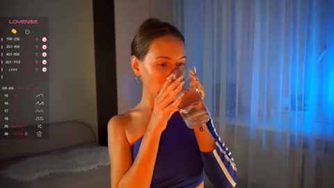 V online show from 09-14-25, 08:08