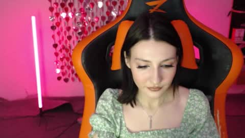 Kate online show from 01-12-26, 01:55