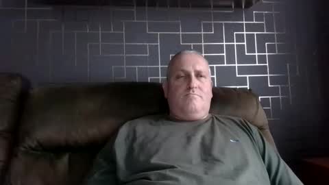 honestman999 online show from 10-26-25, 02:45