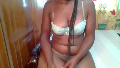 Snapshot of honey_beb chatting on 02-21-25, 05:02 honey_beb online show from 02-21-25, 05:02