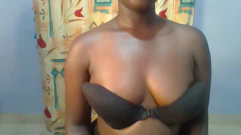 honey_beb online show from 12-15-25, 07:07
